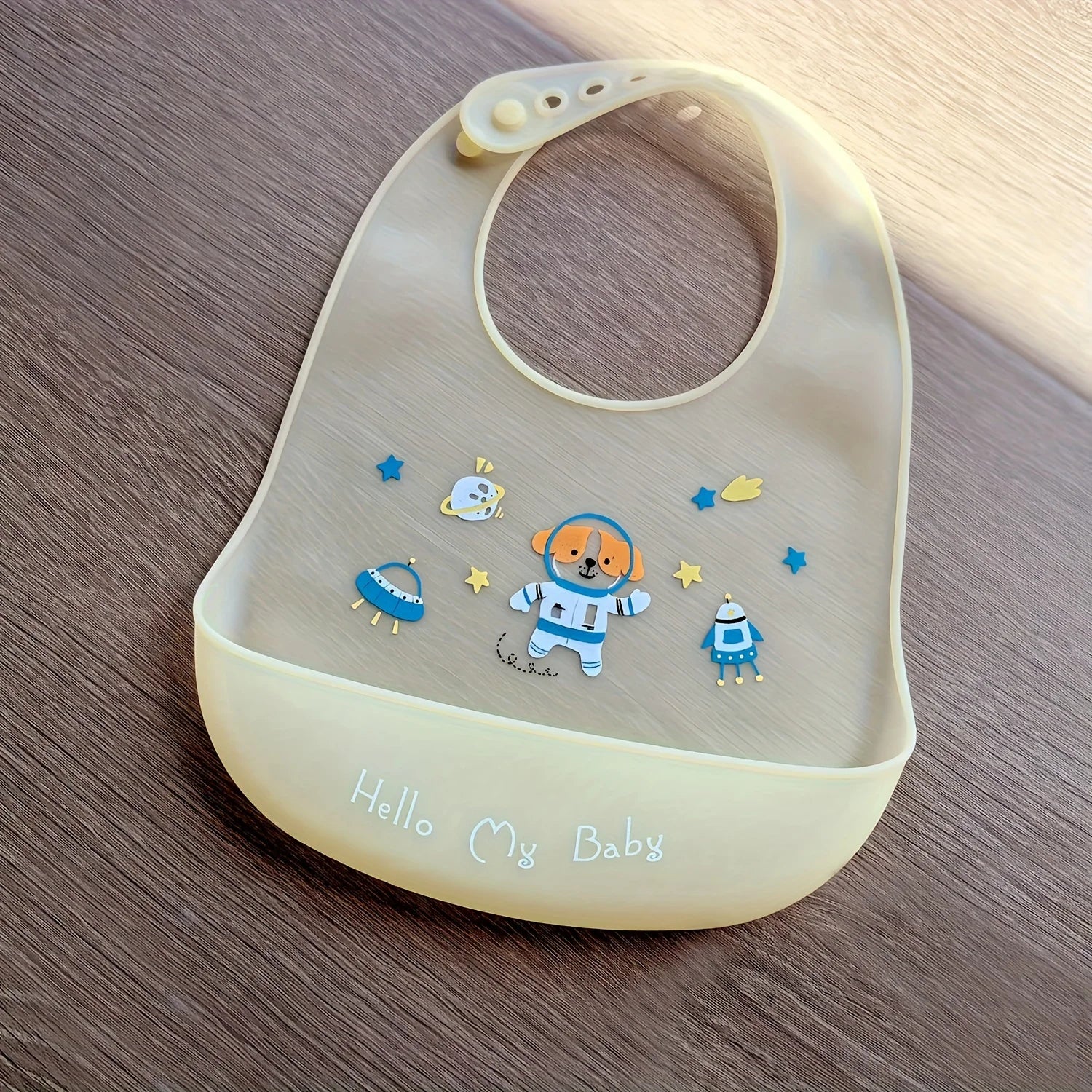 Adorable Waterproof Silicone Baby Bibs 🐻